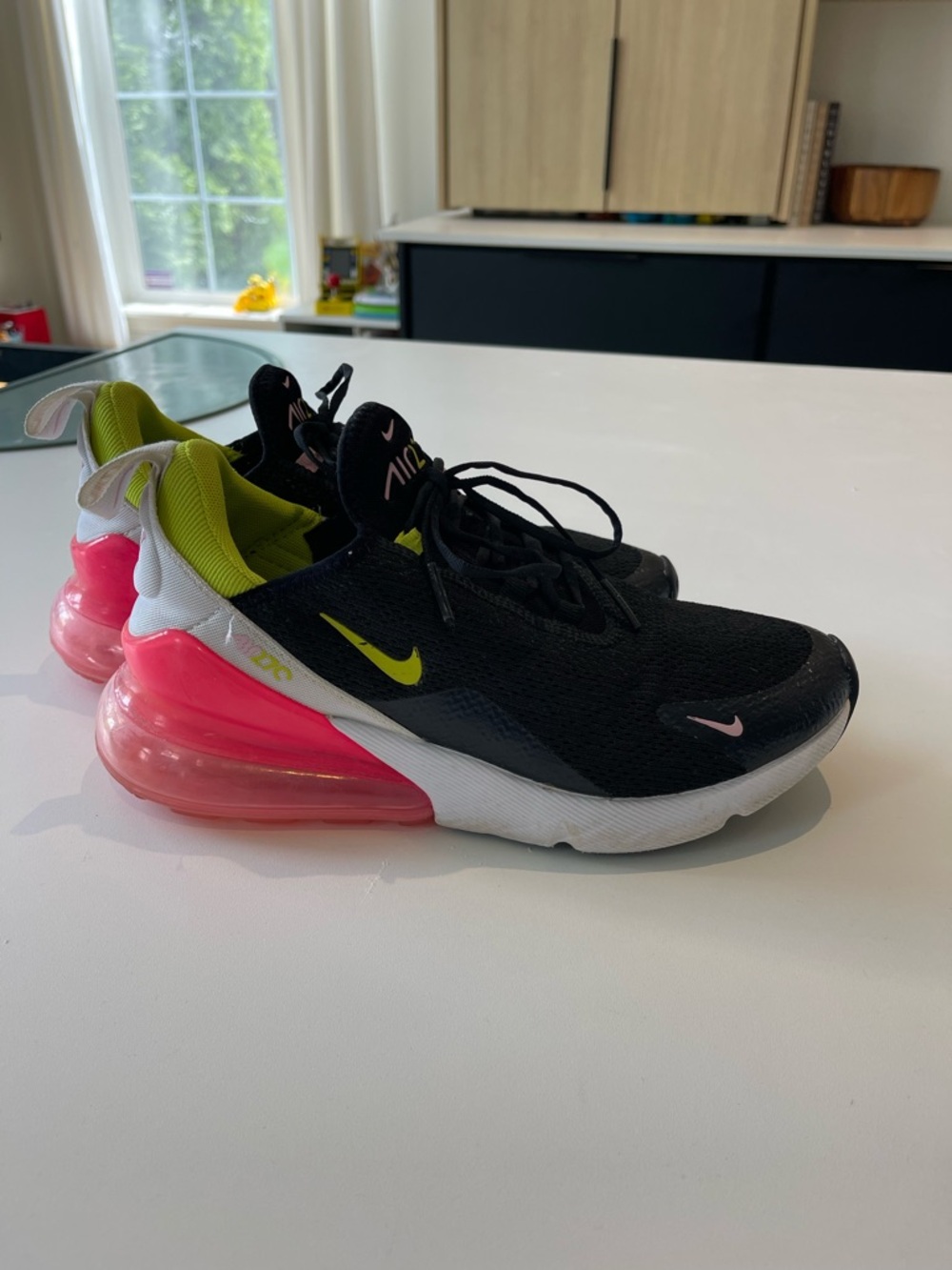 Nike Air Max 270 Women's Sneakers